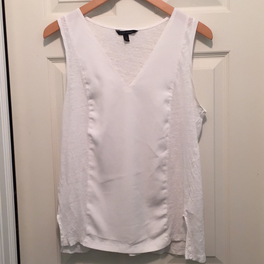 Banana Republic white multi-fabric top, size M